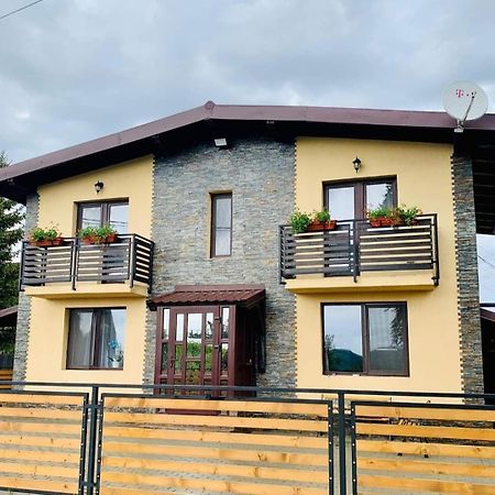 Villa Wild Петрошань Екстер'єр фото