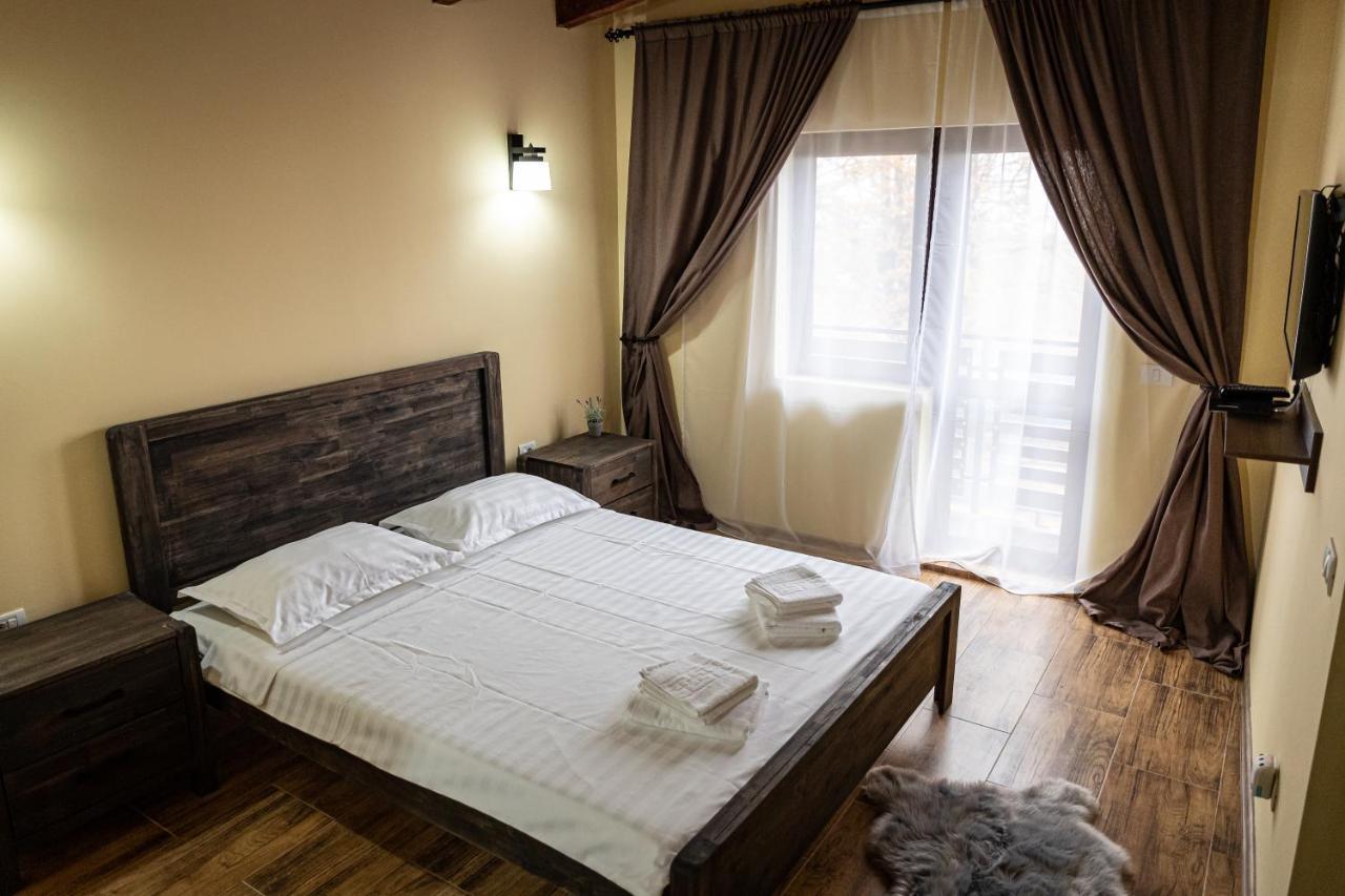 Villa Wild Петрошань Екстер'єр фото